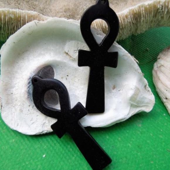 Set of 2 Tibetan Black Cross Ankh Pendant - Picture 4 of 5